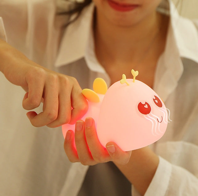 Lámpara nocturna de silicona con forma de abeja