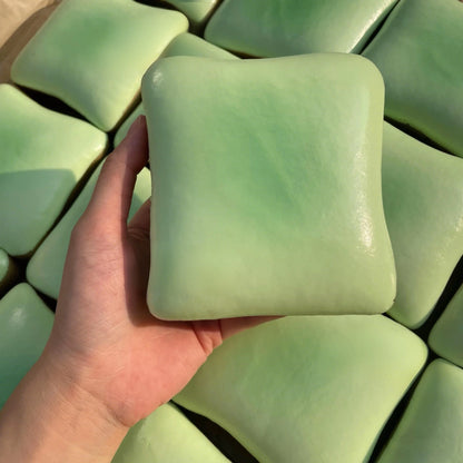 Juguete de descomprensión con forma de tostada para apretar